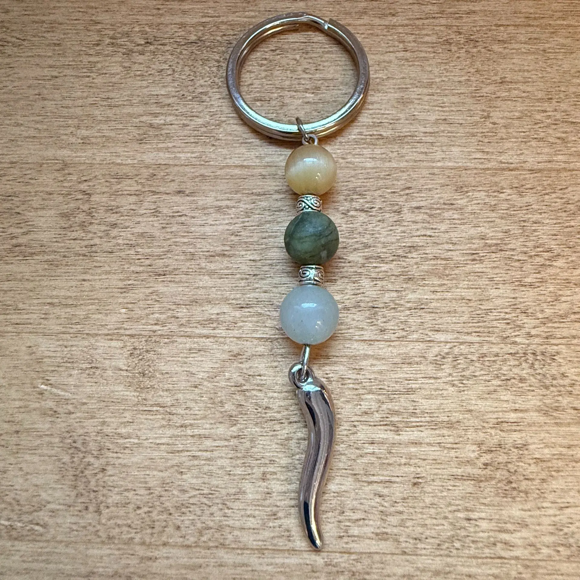 Porte-clés en pierre précieuse