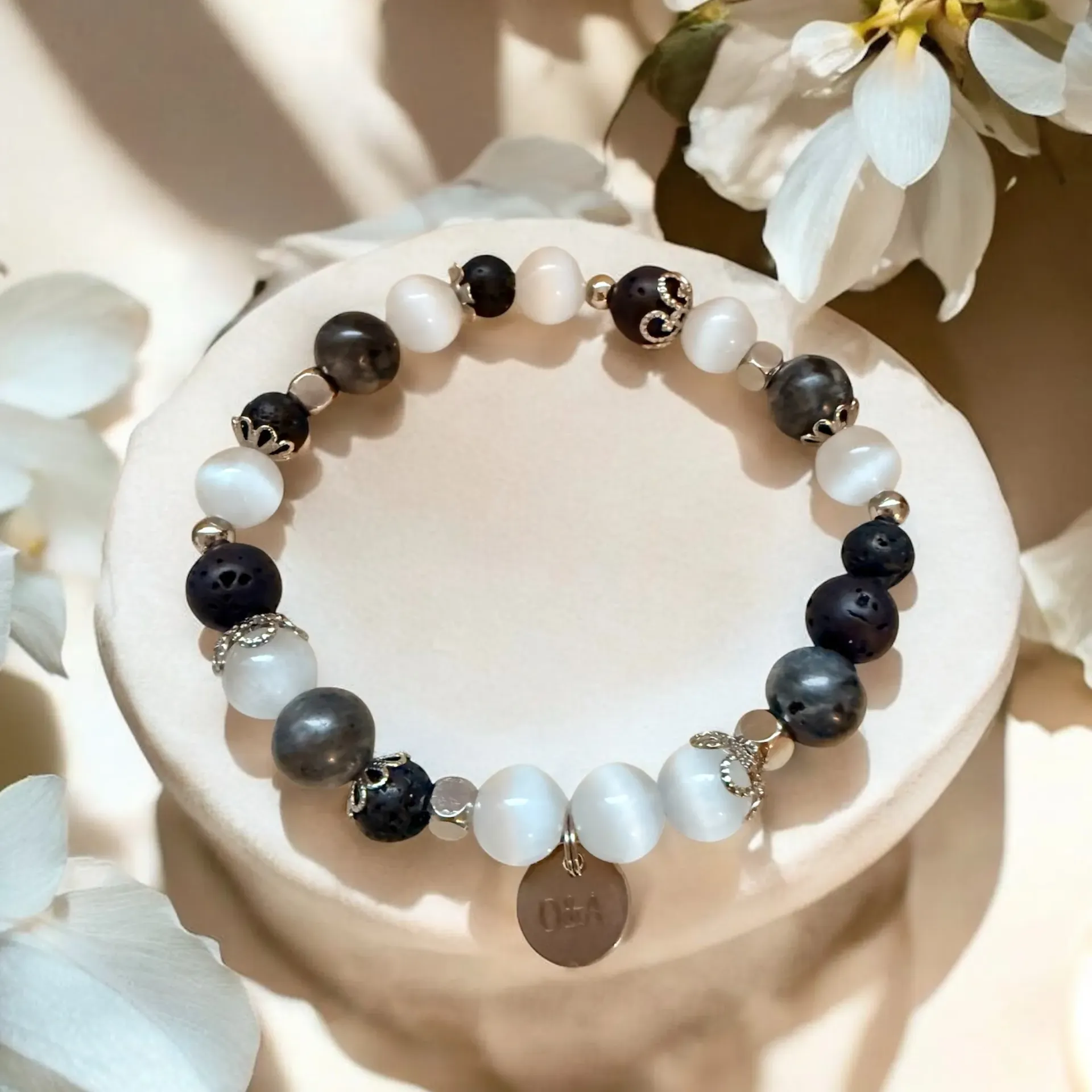 Semi-precious Stone Bracelet ~ Sky Collection ~ Inner Peace (6 po (très petit), Labradorite)