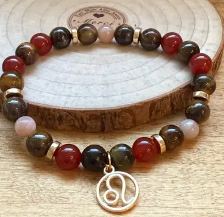 Gemstone bracelet Gold charm Lion zodiac sign